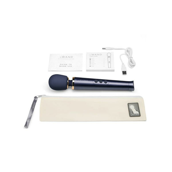 Le Wand Petite Rechargeable Massager