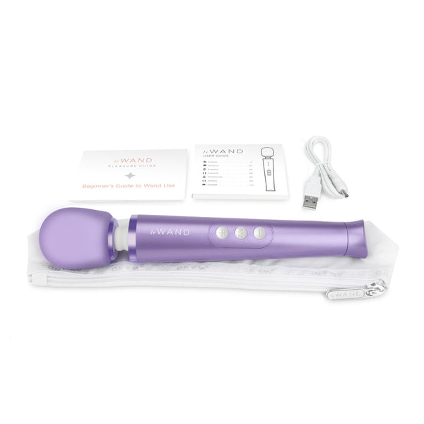 Le Wand Petite Rechargeable Massager