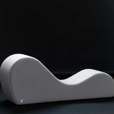 Liberator Cello Chaise