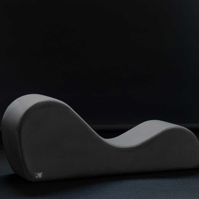 Liberator Cello Chaise
