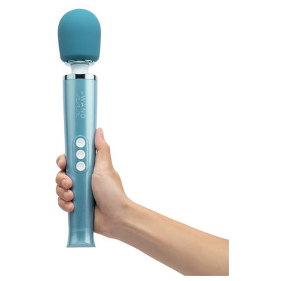 Le Wand Dive Submersible Rechargeable Vibrating Massager